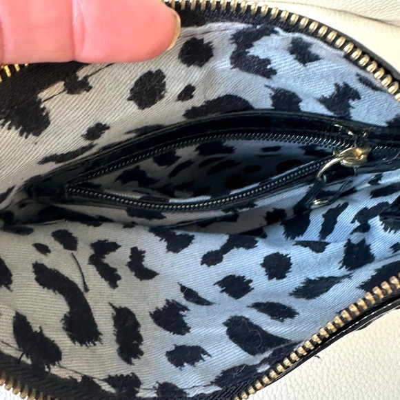 Betsy Johnson NWOT Betsyville Floral Rose 🌹 Small purse / Bag / Makeup - Picture 6 of 8